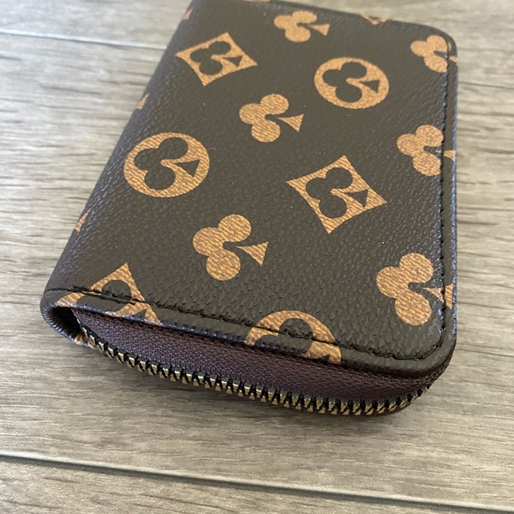 Women’s Brown Monogram Card Wallet Mini - Picture 4 of 8
